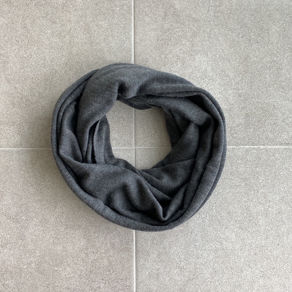 Reiss Cyrus Wool Circle Scarf Grey o/s